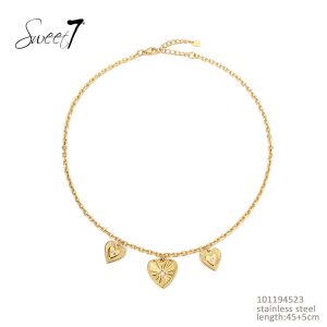 Leuke Ketting drie Hartjes RVS 4523