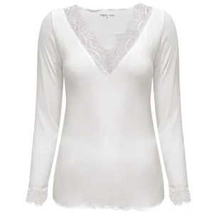 Triple Nine Cashmere Top 9003 met Kant Crème via villaggio