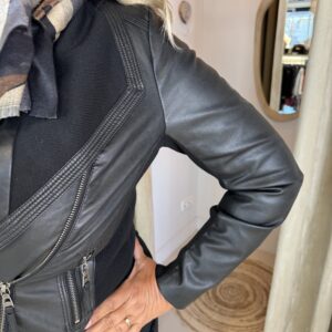 Alternative view of Leatherlook Jasje 6571 Zwart