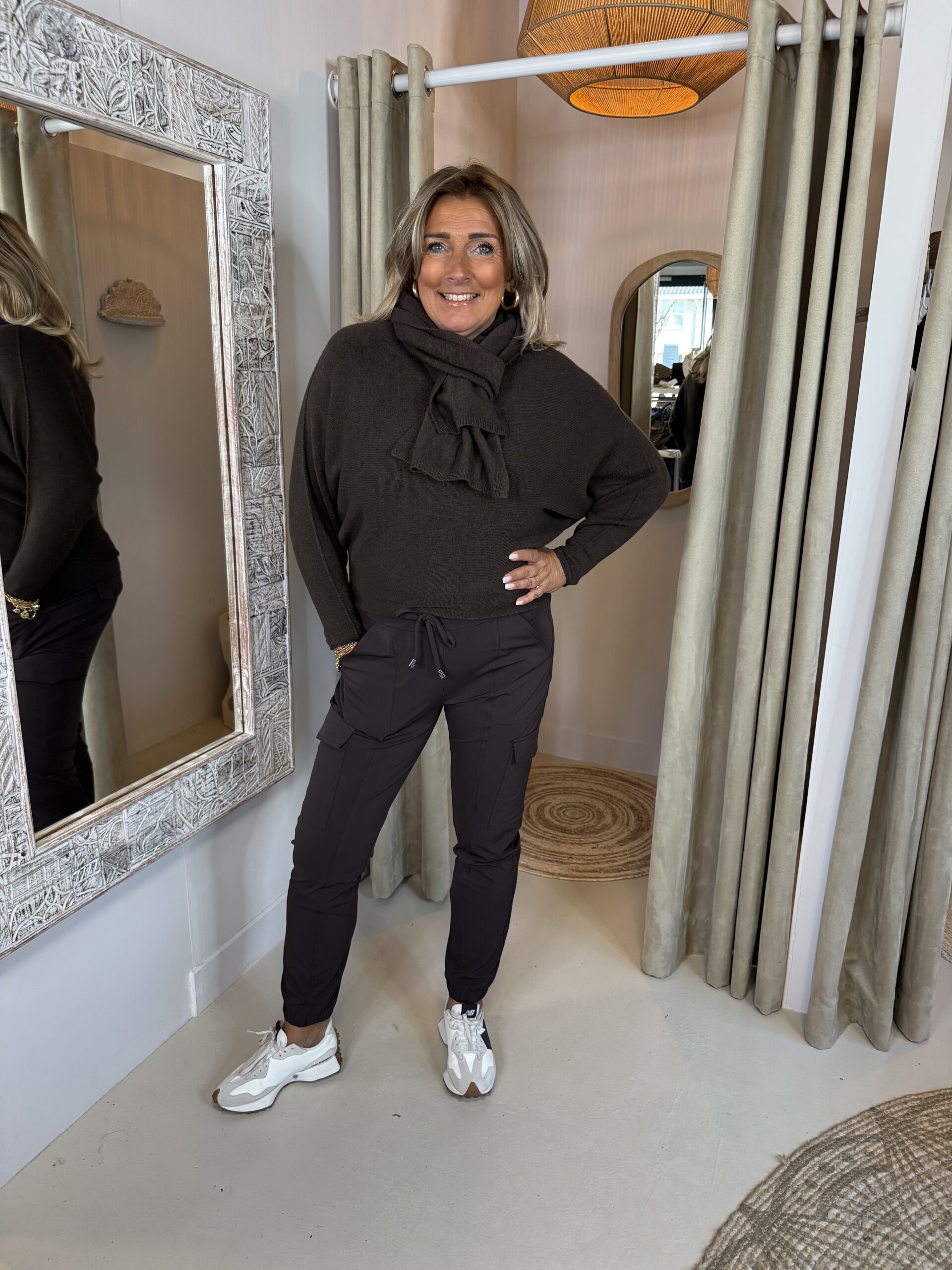 Vleermuis Trui met Sjaal Donker Bruin