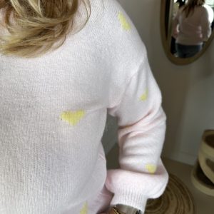 Alternative view of Trui Amber 1835 met Hartjes Roze Geel