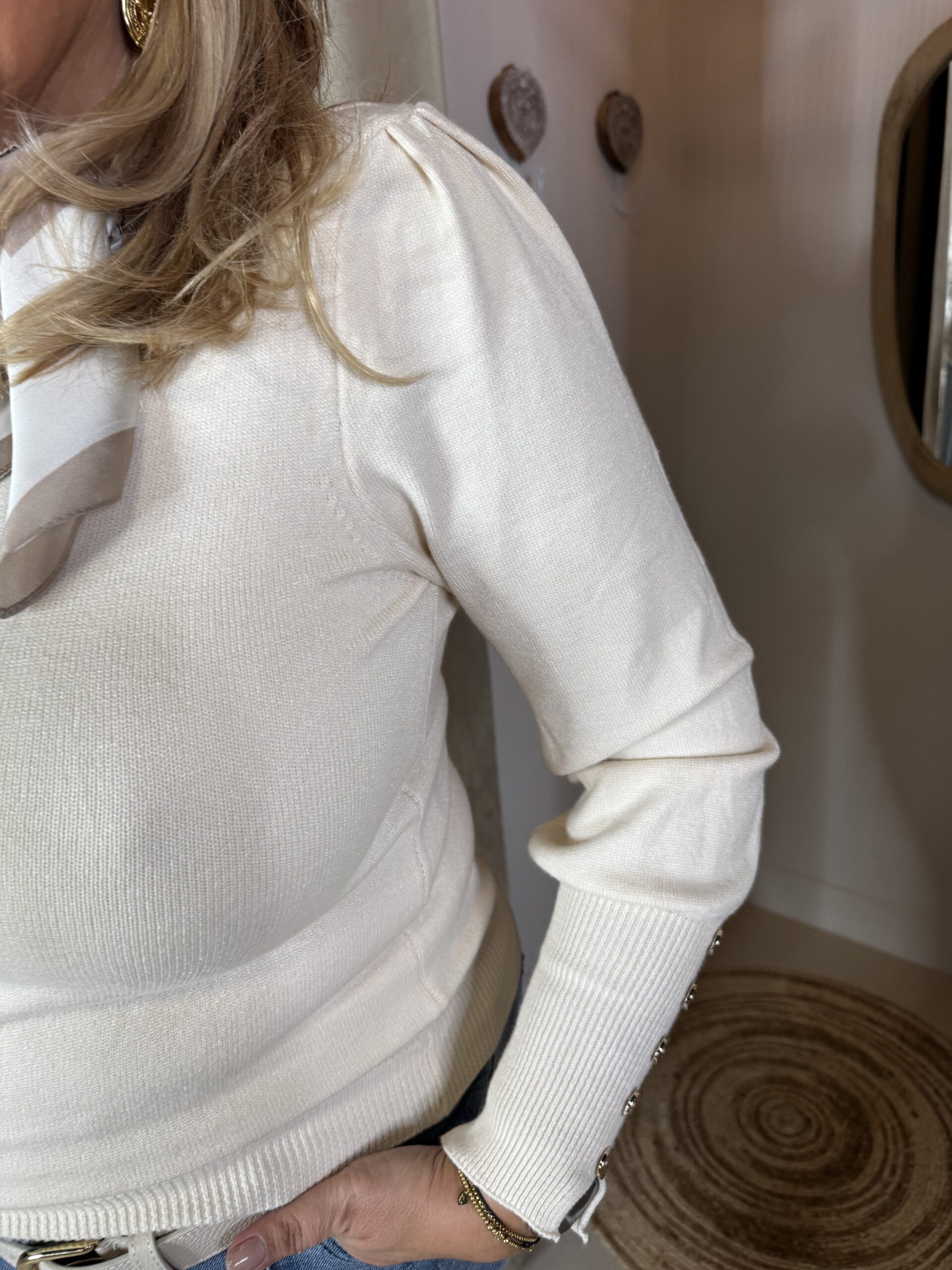 Trui Sofie met subtiele Pofmouw Zand - Afbeelding 2