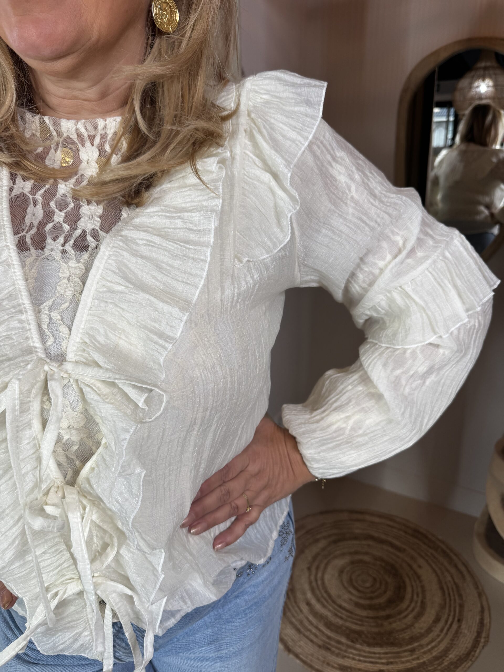 Tencel Vestje Bonita 5226 met Roezels Off-White - Afbeelding 2