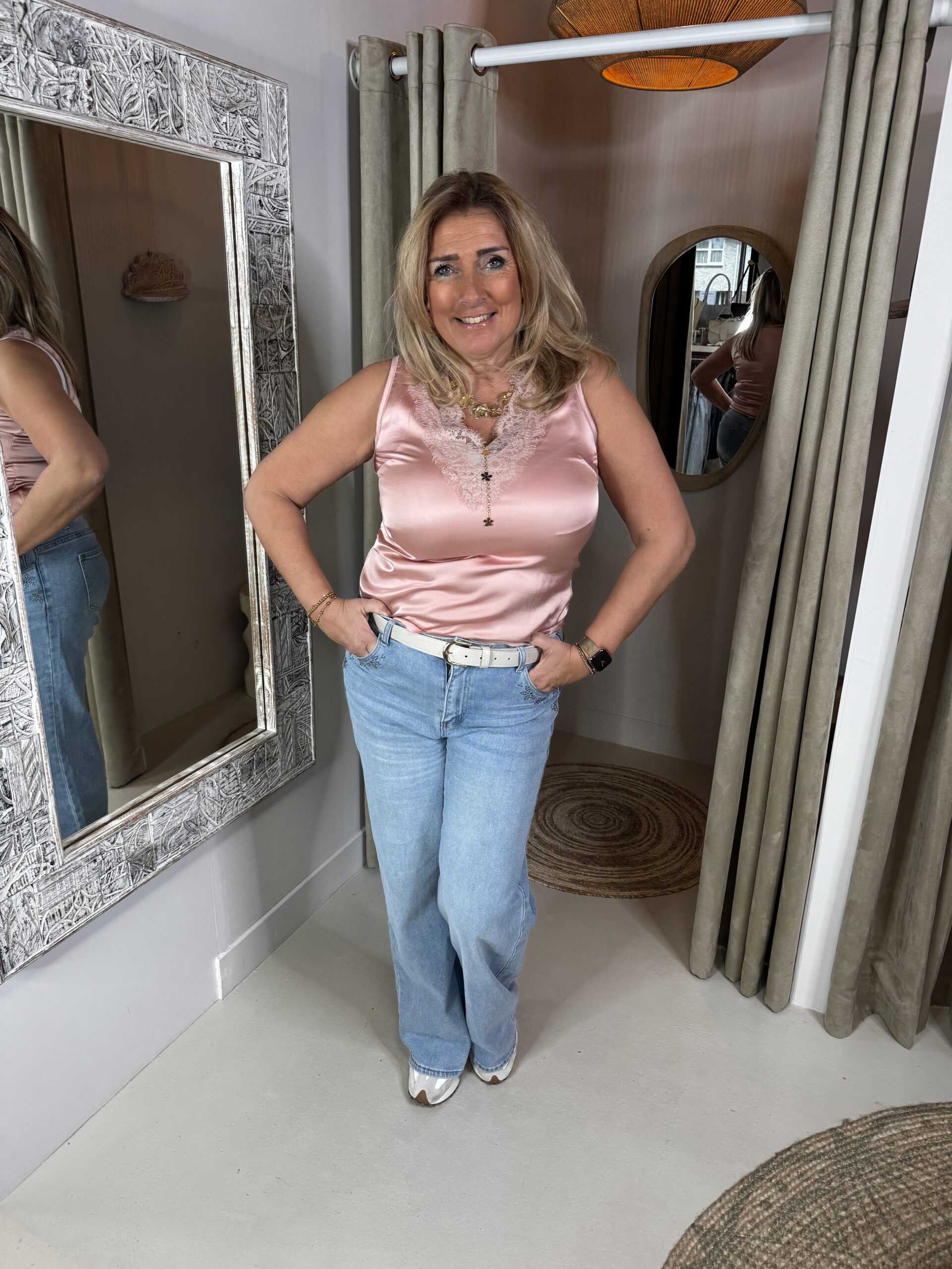 Satijn look hemdje met kant 244-633 Roze