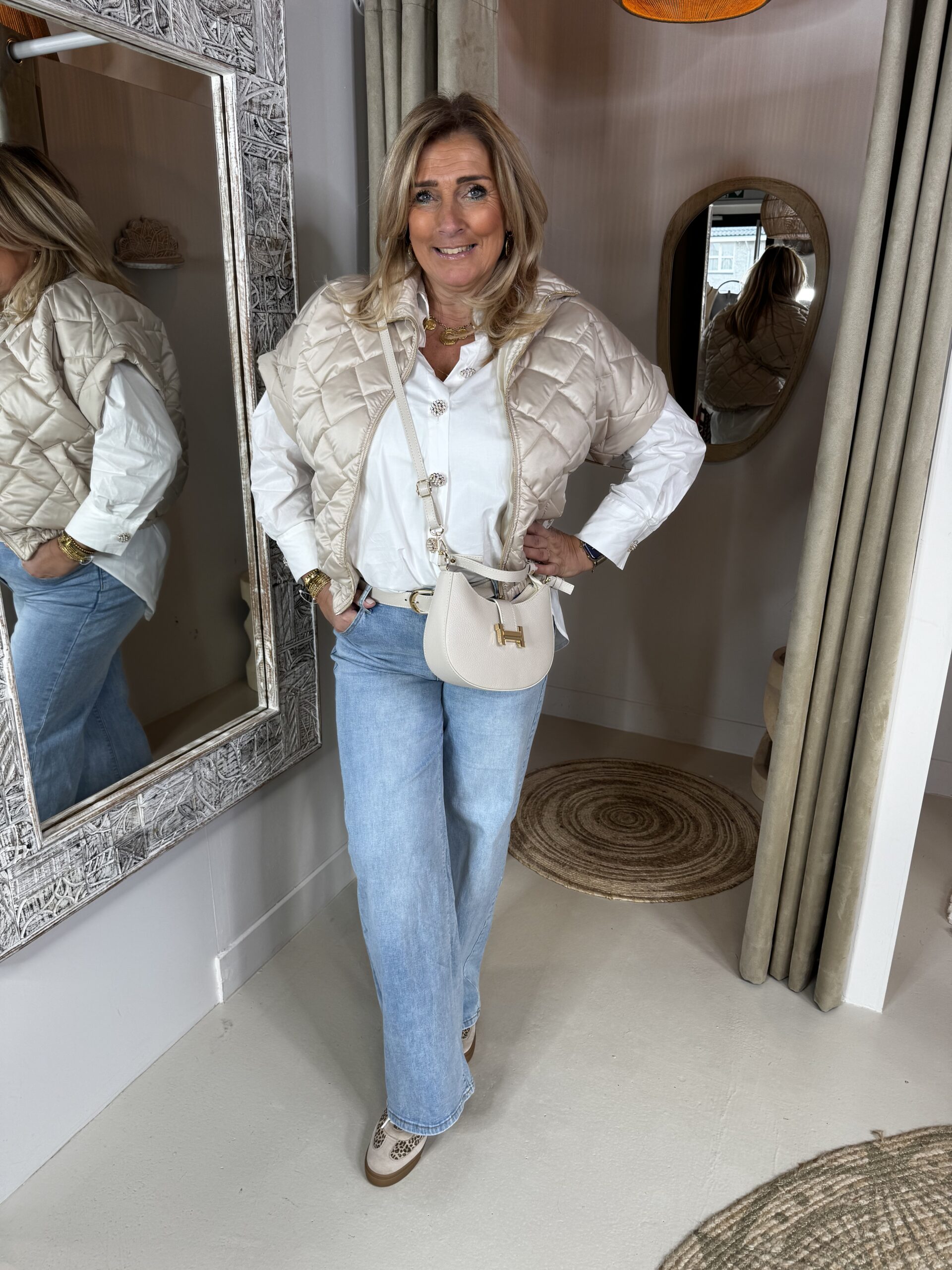 Bodywarmer Carly Zand - Afbeelding 2