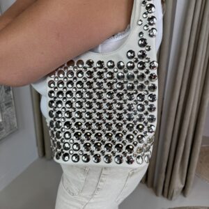 Schoudertas Igone met Studs Zand