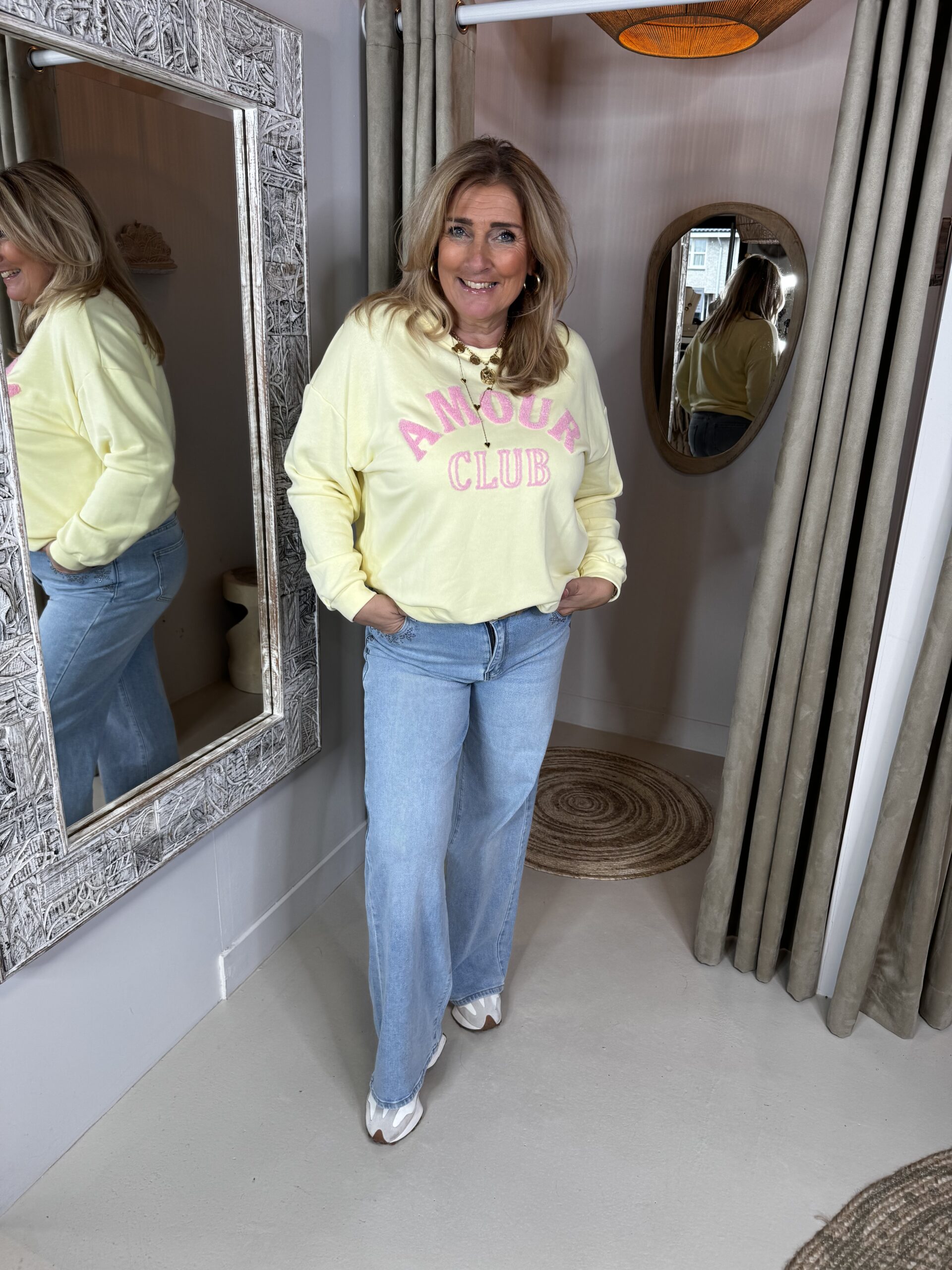 Sweater Q2242 Amour Club Zacht Geel