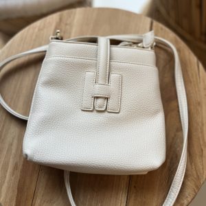 Crossbody Tas 20169 Met H-Gespdetail- Pu Leer Beige
