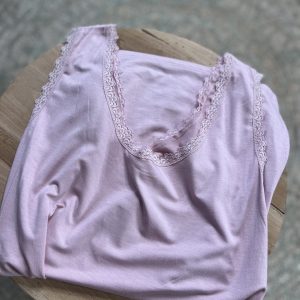 Viscose Hemdje kanten randje Roze 2 voor €19,95