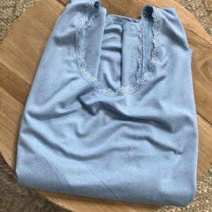 Viscose Hemdje kanten randje Licht Blauw 2 voor €19,95