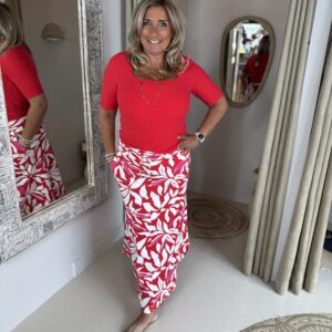 Mi Piace Travelstof T-Shirt Square Neck Red