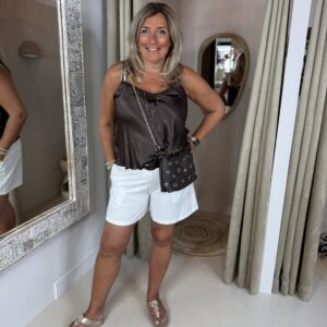 Hemdje Milou Donker bruin