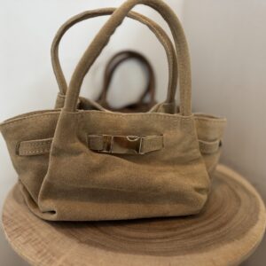 Suede Tas Leonie met SierGesp Taupe