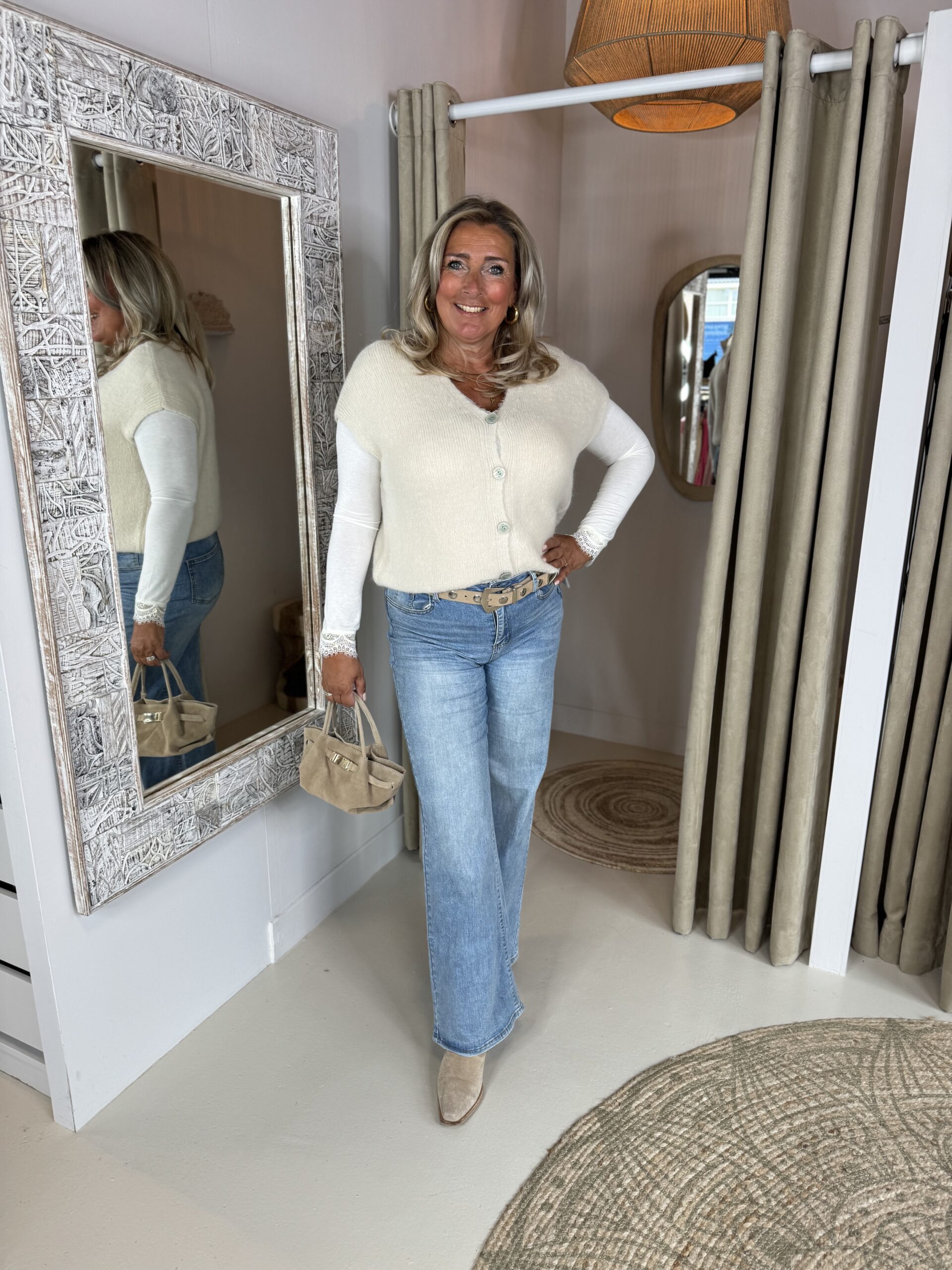 Triple Nine Cashmere Top 9003 met Kant Crème - Afbeelding 2