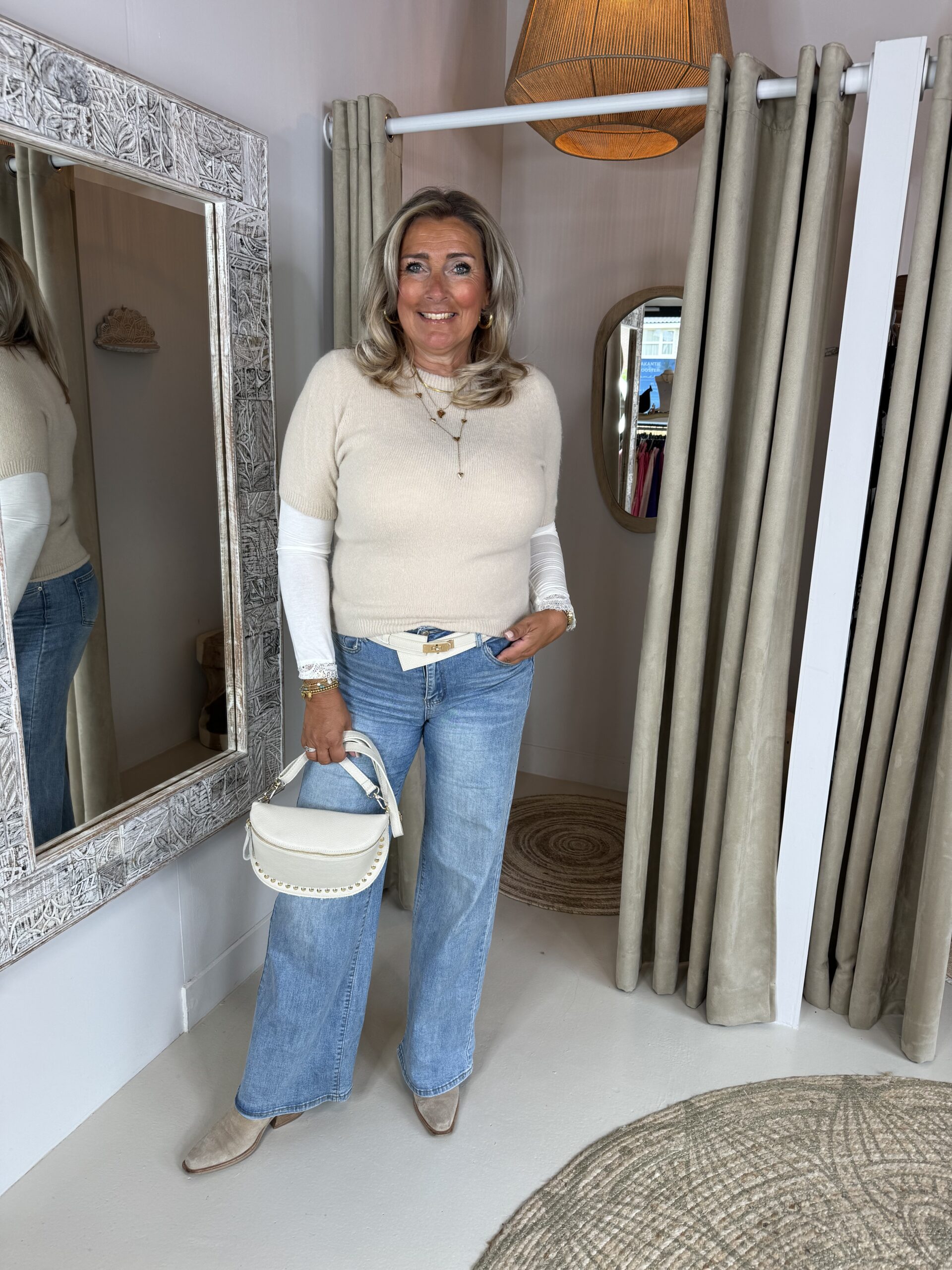 Triple Nine Cashmere Top 9003 met Kant Crème - Afbeelding 3