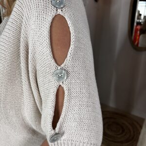 Alternative view of Top Isara 260117 Open Schouder Zacht Zand