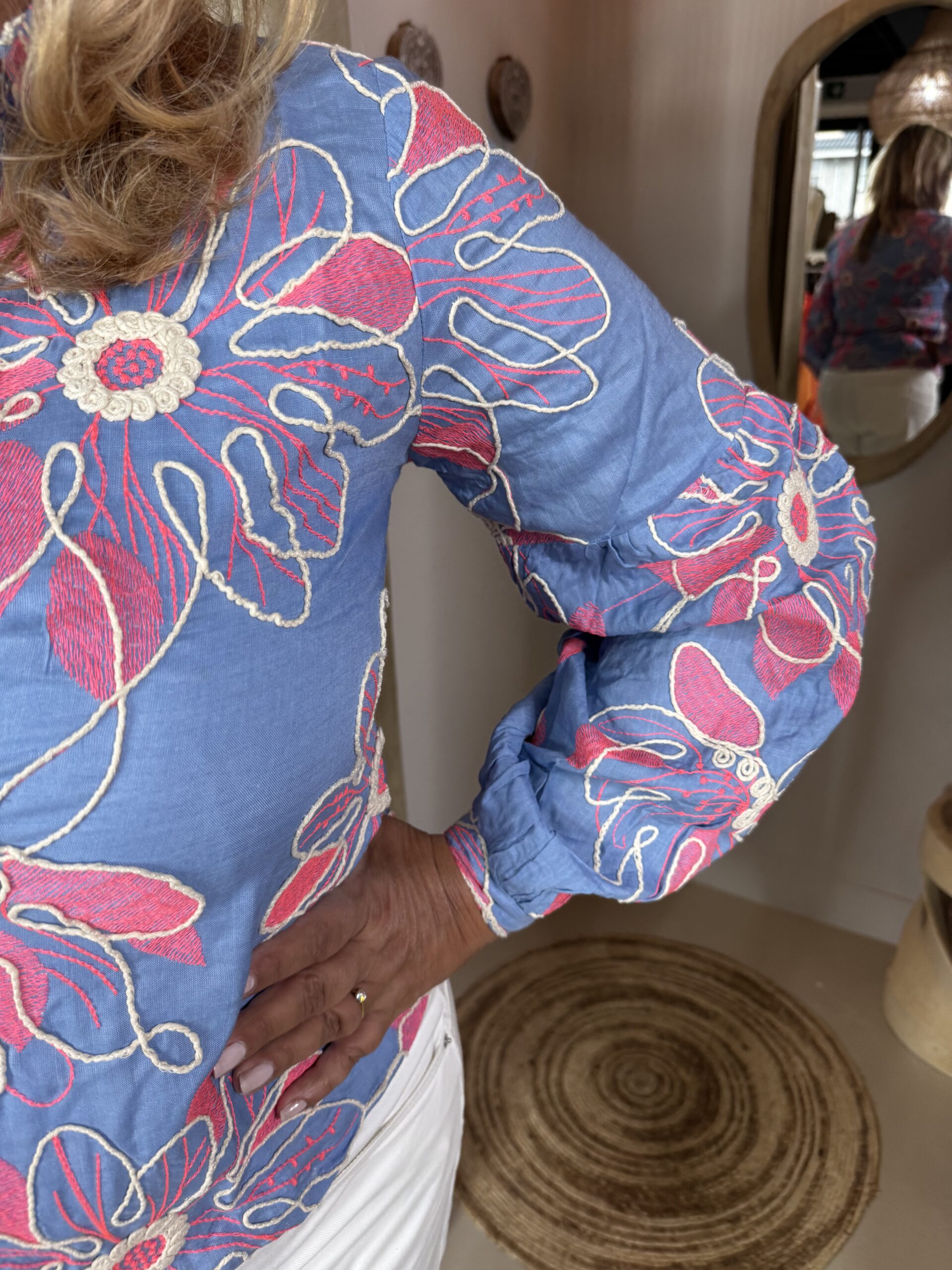 Blouse Betina Sky Blue - Afbeelding 2