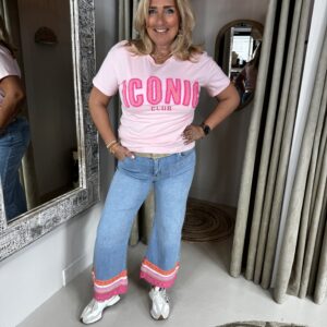 T-Shirt Iconic Club 8011516 Roze