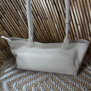 Alternative view of Leren Tas Vanya Zand