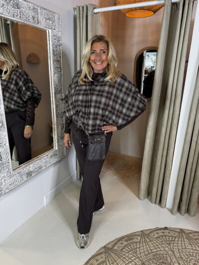 Blouse Vanity 11623 met Studs Bruin - Afbeelding 4