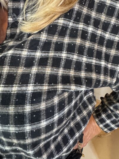 Alternative view of Katoenen Flanel Ruit Blouse met Studjes 75552 Zwart