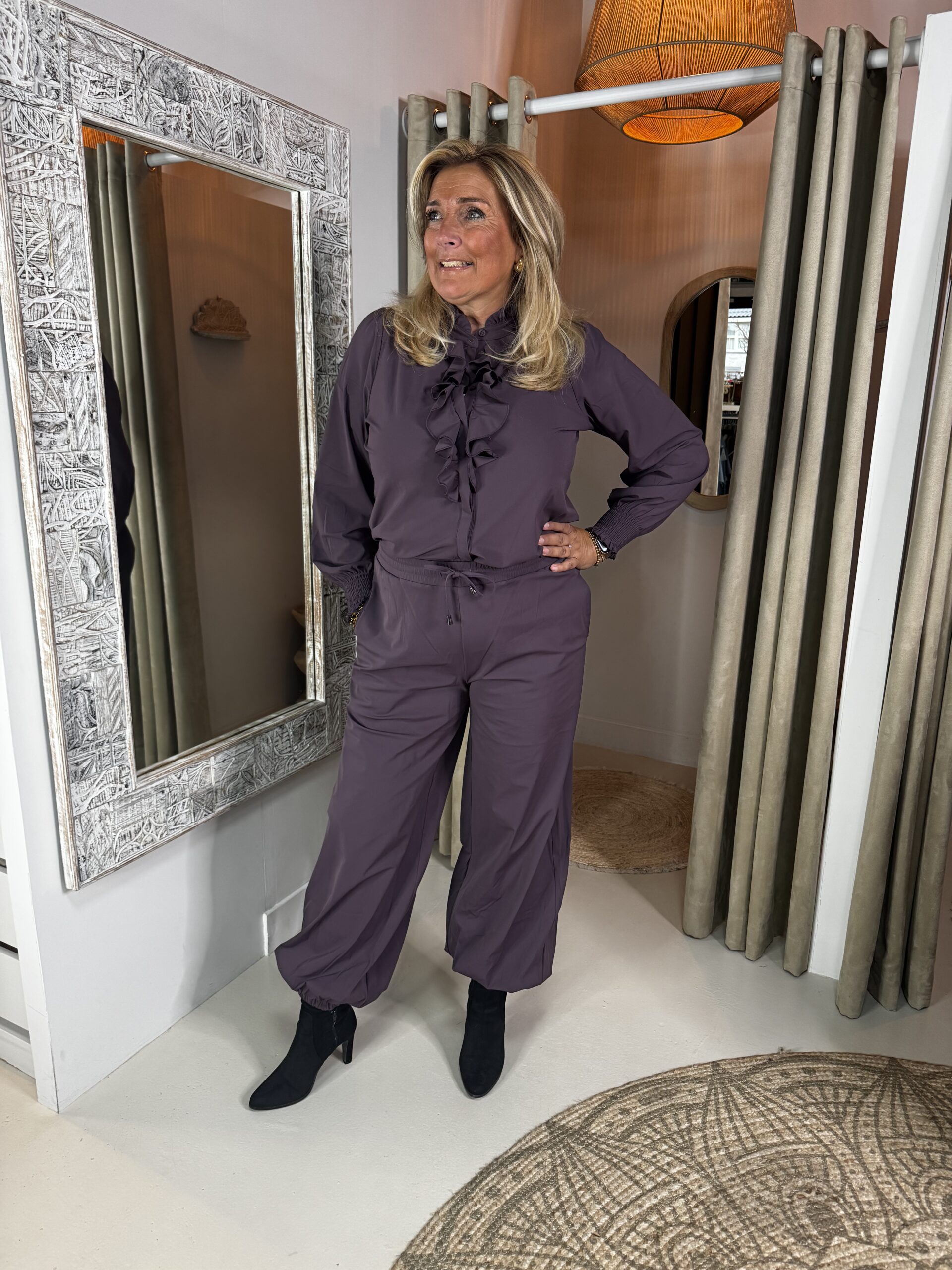 Mi Piace Travelstof Broek 202933 Ballon Pof Perfect Plum via villaggio